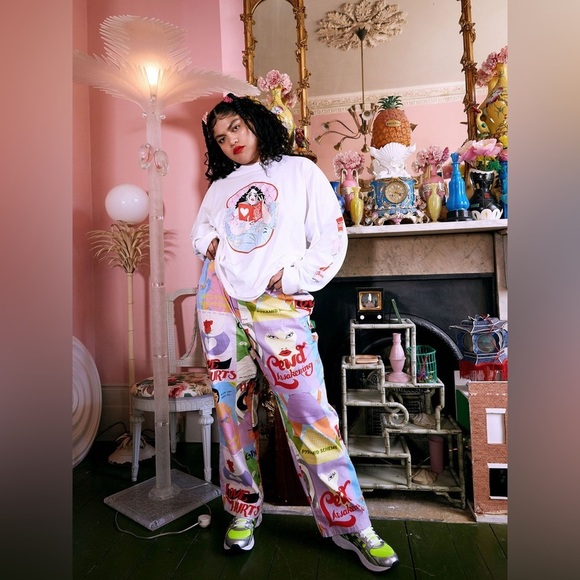 Lazy Oaf x Laura Callaghan Cover To Cover Unisex Pants Size 26 - Picture 2 of 16